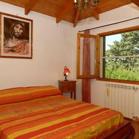 Sleeps 4 Pool Air Con Wifi Villa